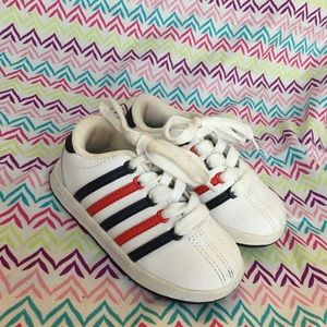 Red white and blue strip sneaks